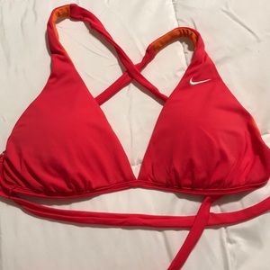 Reversible bikini top